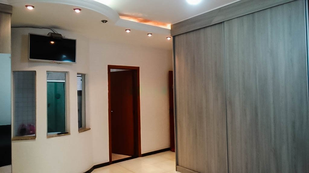 WhatsApp Image 2025-11-19 at 14.23.56 (1)