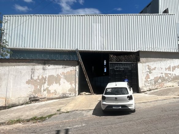Galpão Industrial para Alugar em Betim | 1.000m² | Jardim Piemonte Norte | Fácil Acesso para Carretas