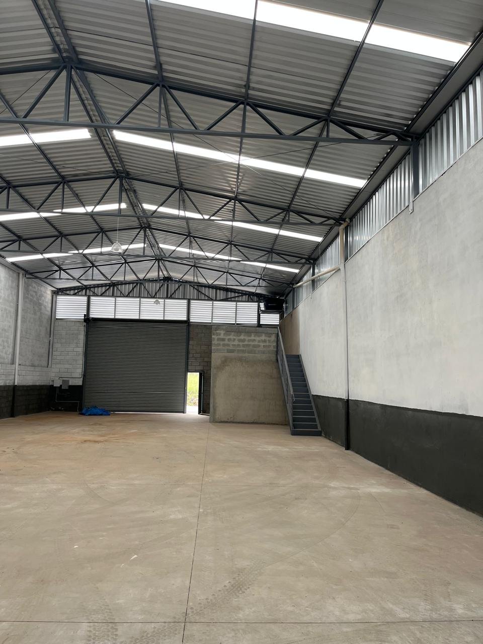 Galpão – Novo Igarapé – Igarapé – Próximo ao Pátio da Tegma, Pátio da Sada e Sm Supermercado.
