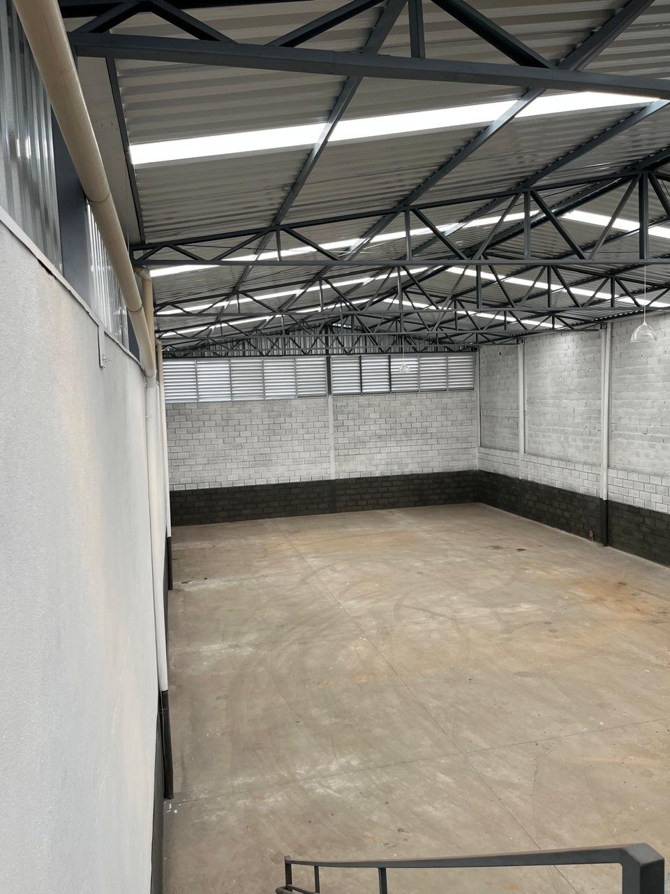 Galpão – Novo Igarapé – Igarapé – Próximo ao Pátio da Tegma, Pátio da Sada e Sm Supermercado.