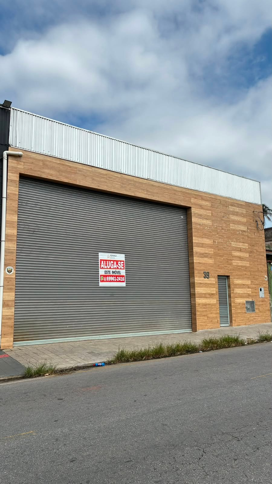 Galpão para alugar no Santa Maria, em Contagem, com 360 m²