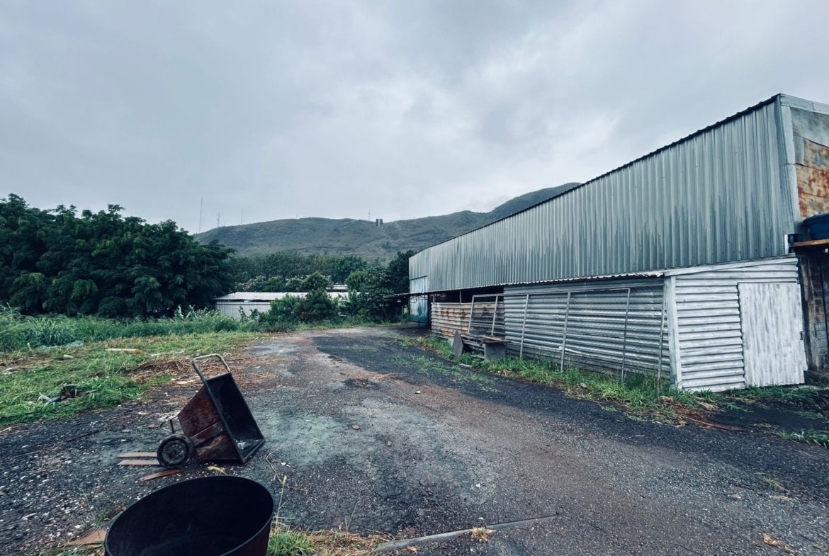 Galpão Industrial para Alugar em Belo Horizonte | 500m² | Bairro Pilar | Acesso para Carretas e Bitrens