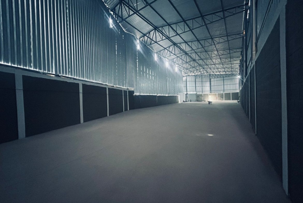 Galpão Novo para Alugar em Betim | 1.250m² Construídos | Bairro Amazonas | Pátio de 1.400m²