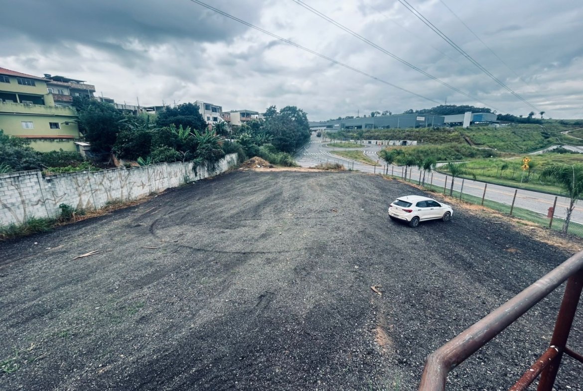 Galpão Novo para Alugar em Betim | 1.250m² Construídos | Bairro Amazonas | Pátio de 1.400m²
