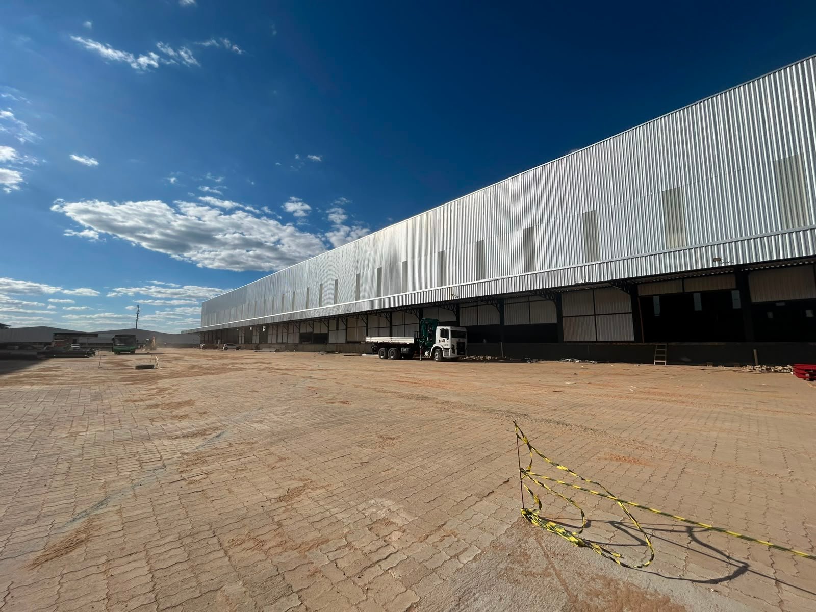 Galpão para alugar em Contagem, no bairro Chácara Cotia, com 4.560 m²